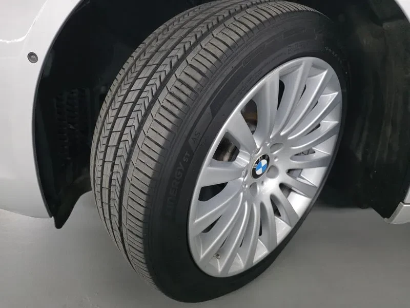 BMW 740 i, снимка 5 - Автомобили и джипове - 55205100