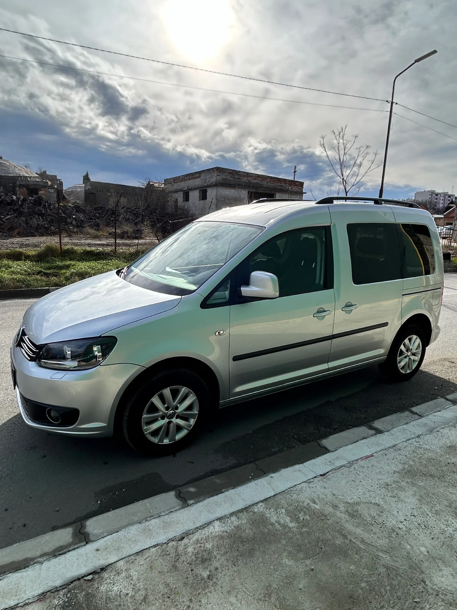 VW Caddy  - изображение 2