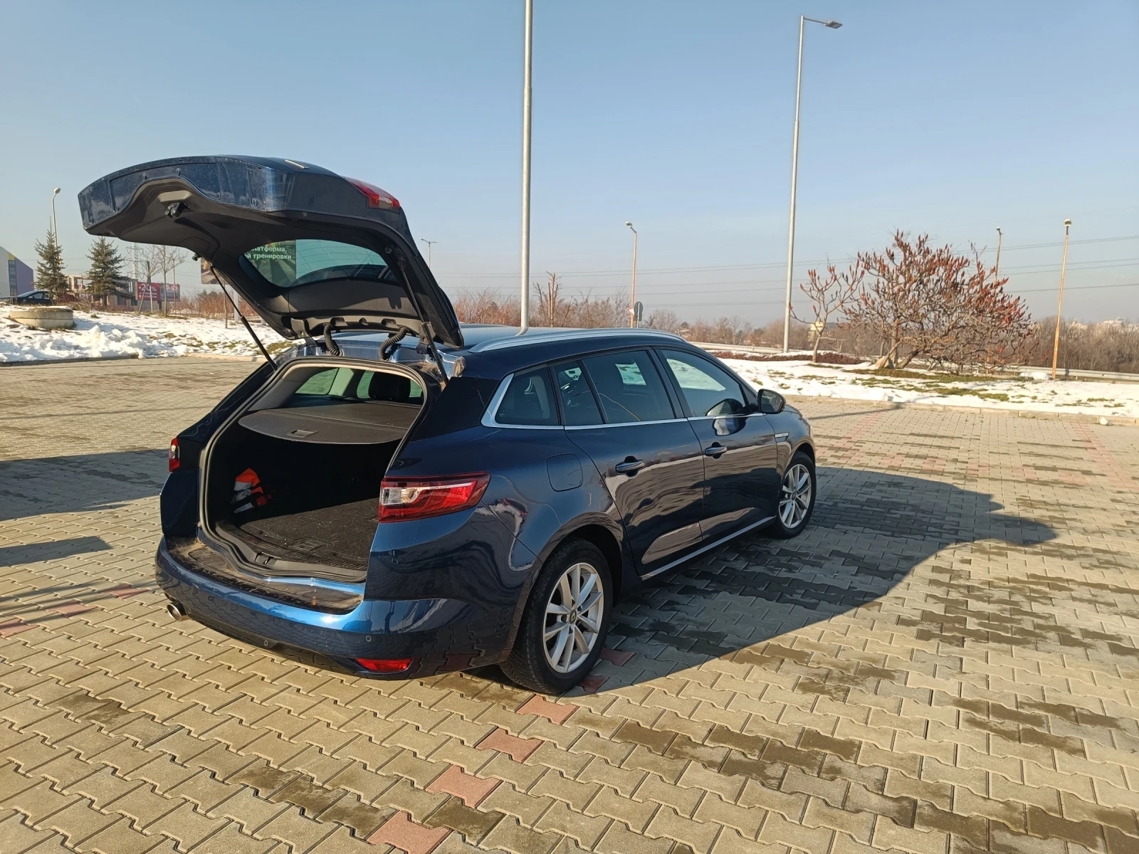 Renault Megane IV Grandtour 1.6 Energy dCi (130 Hp)  - изображение 6