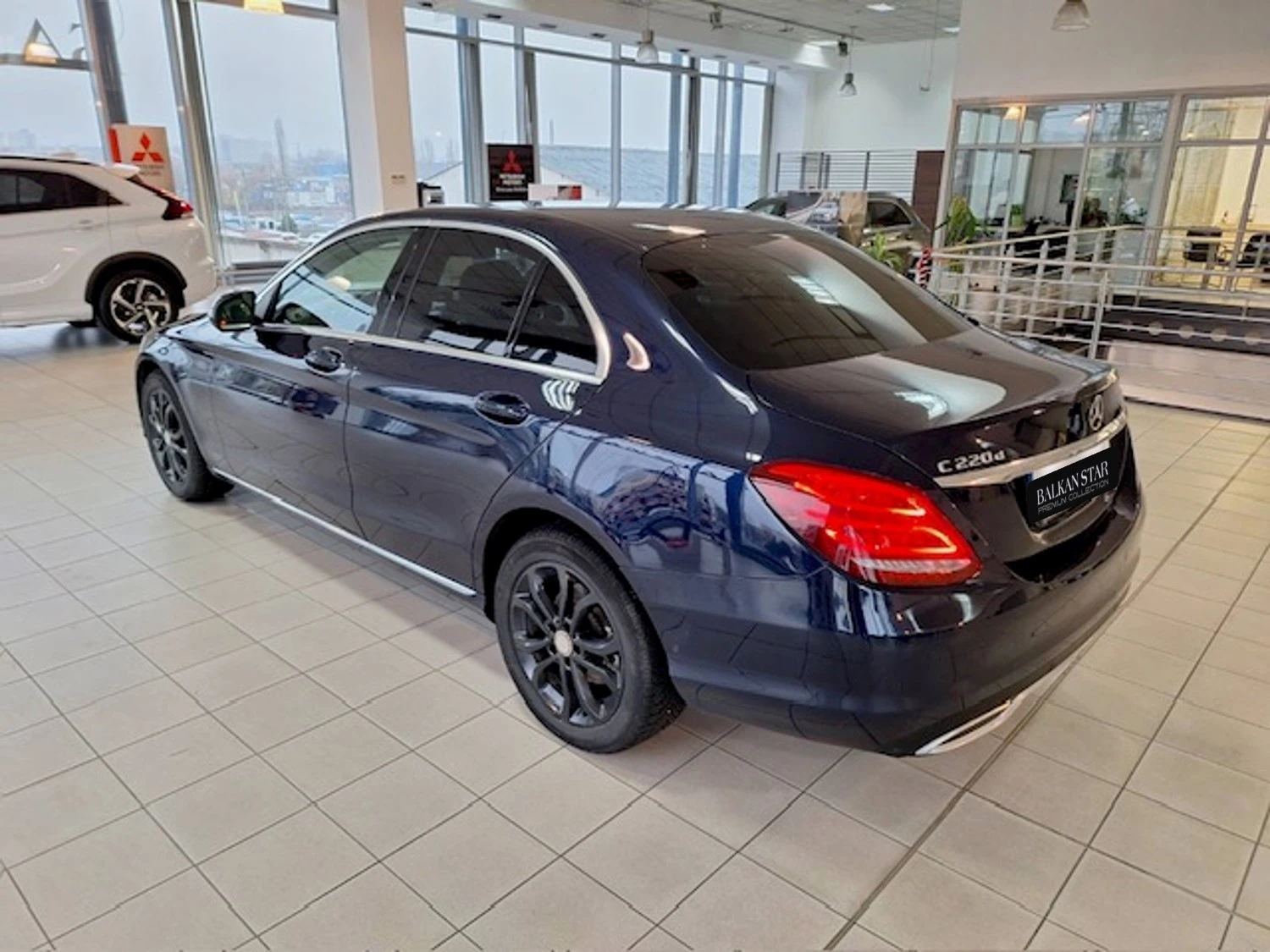 Mercedes-Benz C 220 d 4Matic 9G-tronic Avantgarde - изображение 3
