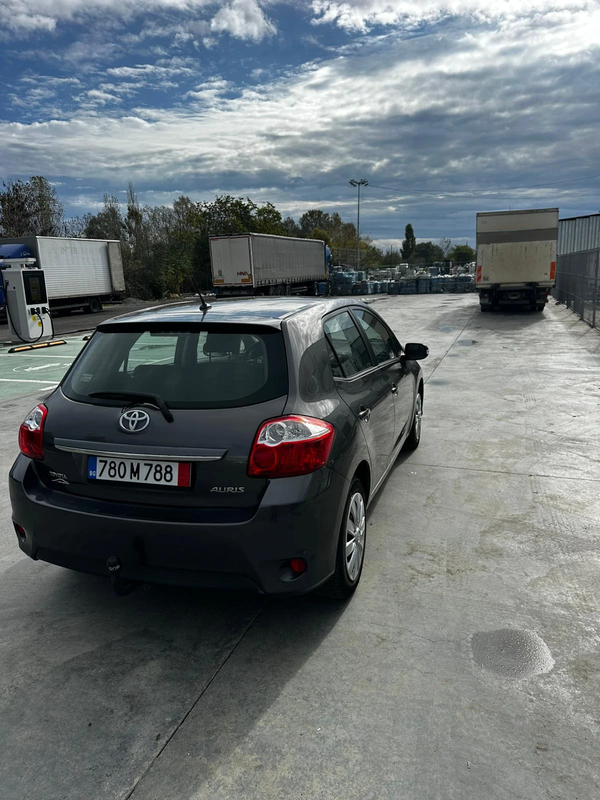 Toyota Auris 2.0 D-4D - изображение 4