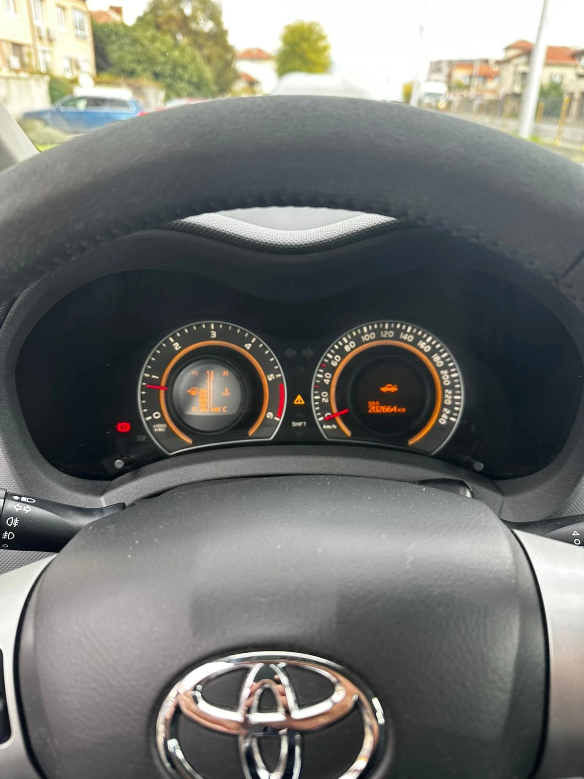 Toyota Auris 2.0 D-4D - изображение 8