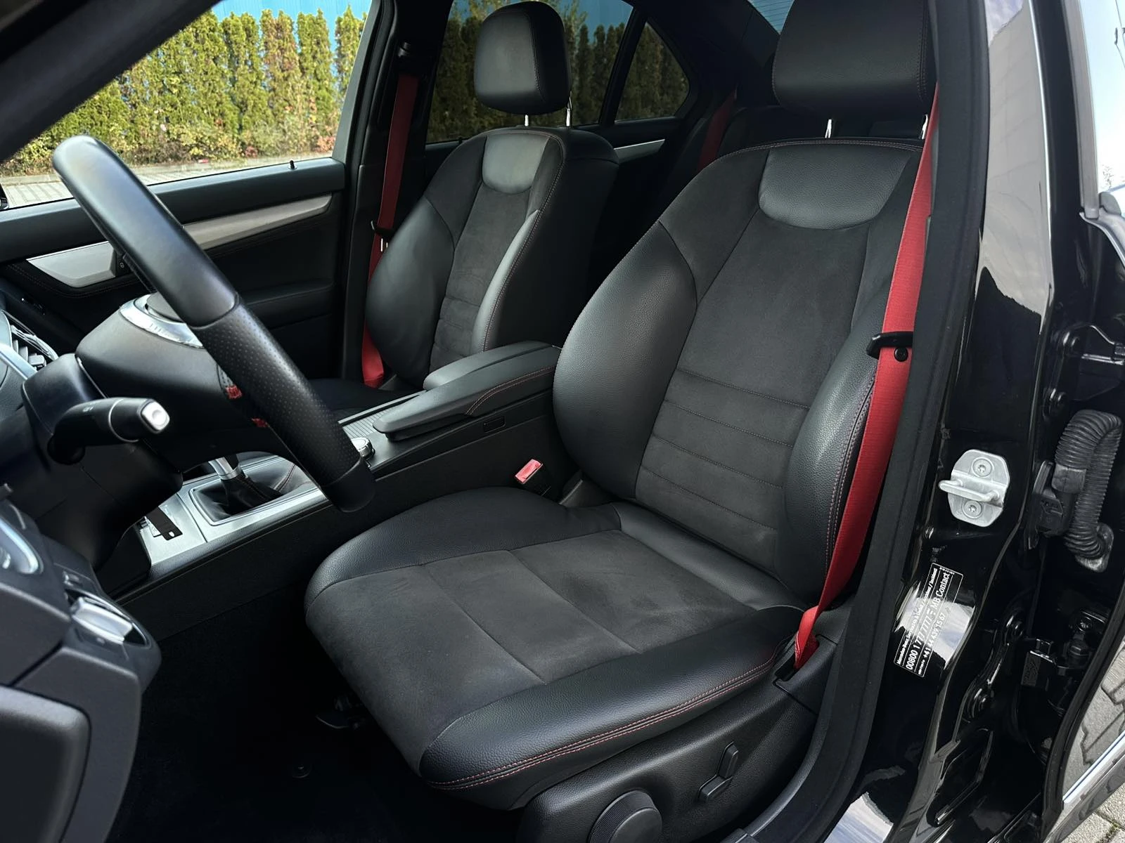 Mercedes-Benz C 180 AMG LINE* ШВЕЙЦАРИЯ*  - изображение 8