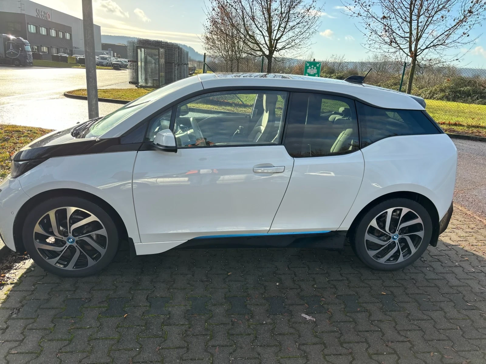 BMW i3 22KW 64Ah ����� ����� | Mobile.bg � ����������� 9