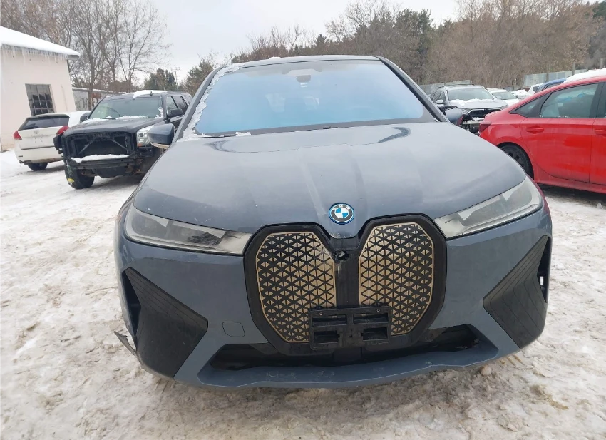 BMW iX XDRIVE50 - изображение 2