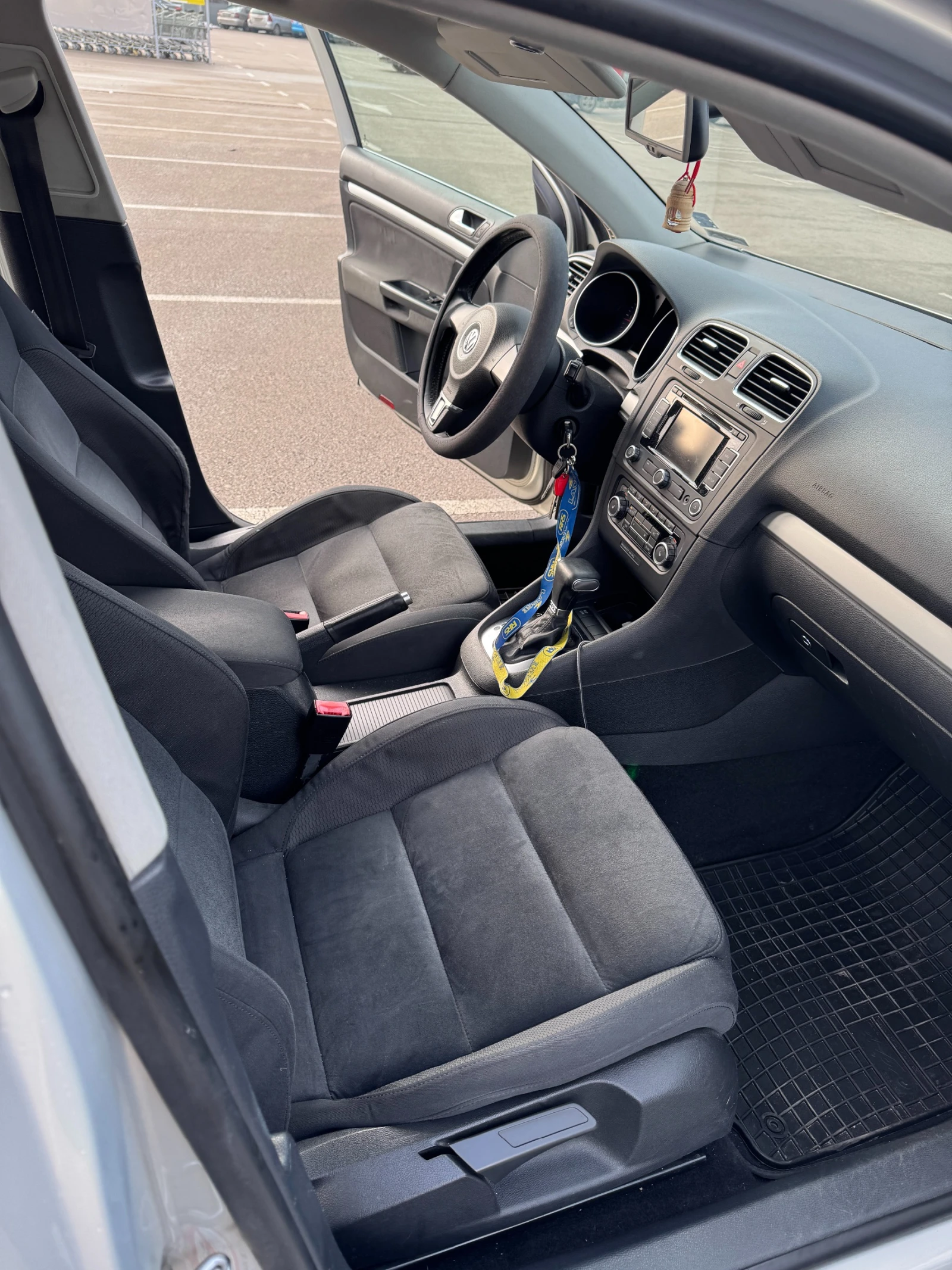 VW Golf 6 2.0 TDI DSG Highline | Mobile.bg � ����������� 10