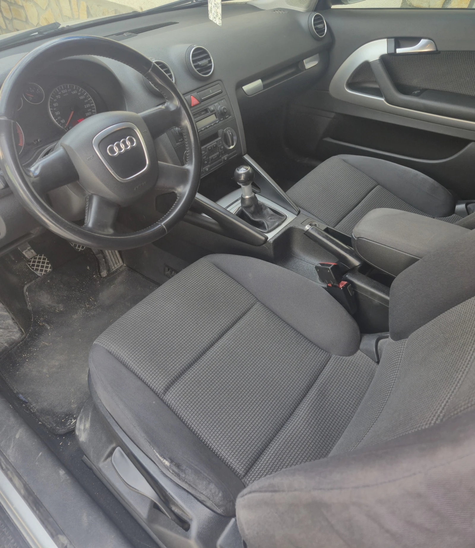 Audi A3 1.6 - изображение 2