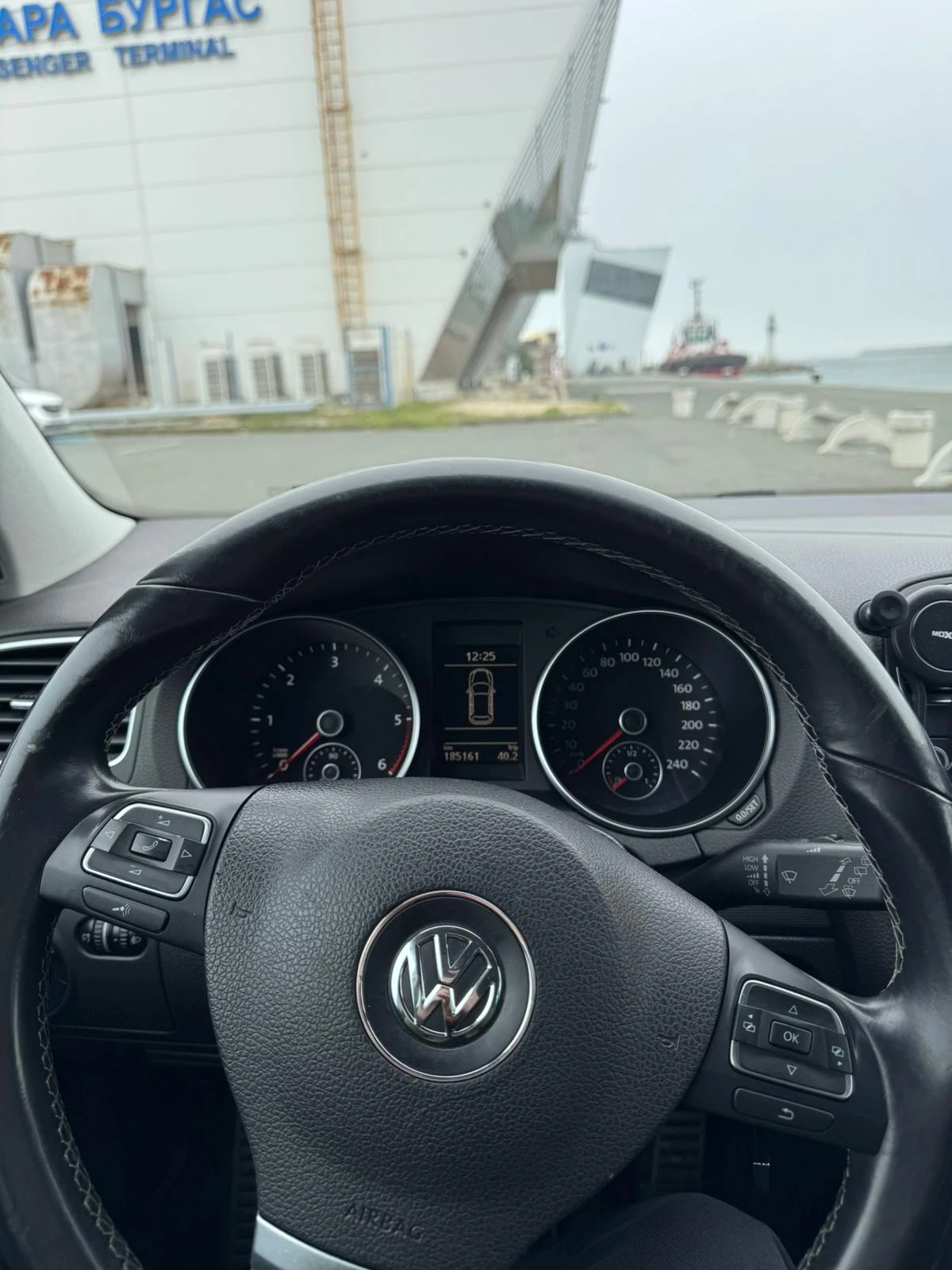 VW Golf, снимка 5 - Автомобили и джипове - 53996907