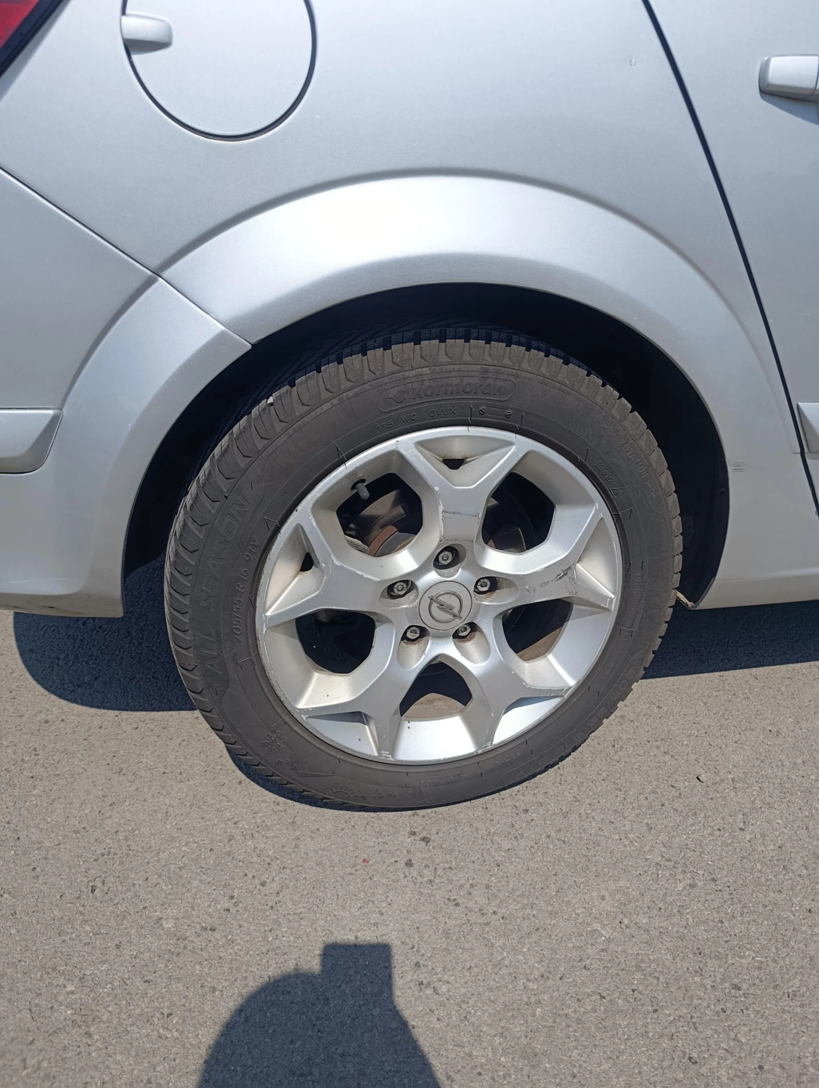 Opel Astra 1.6, снимка 7 - Автомобили и джипове - 54633676