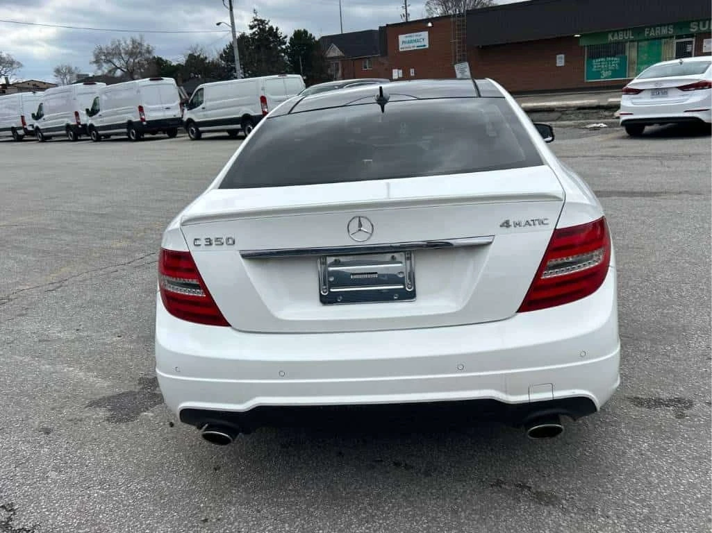 Mercedes-Benz C 350 * ПОДГРЕВИ * PANO * КАМЕРА, снимка 4 - Автомобили и джипове - 54812779