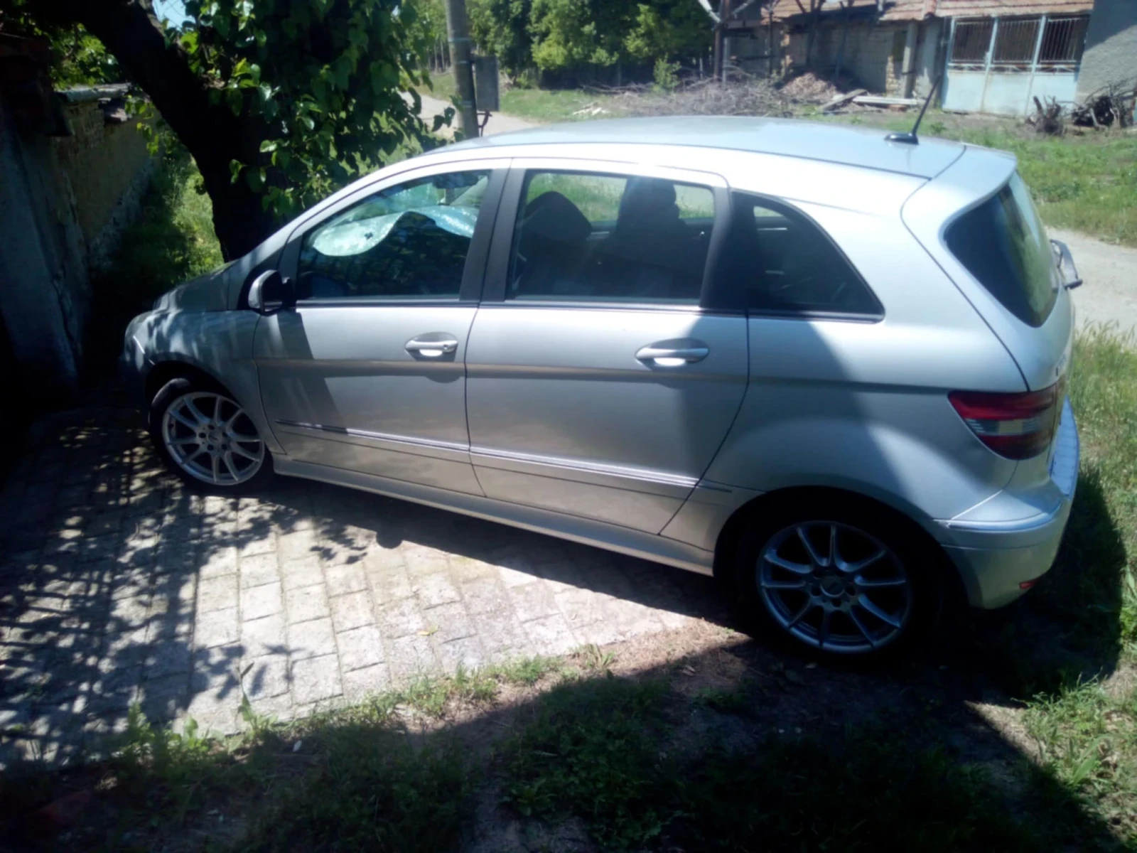 Mercedes-Benz B 180 CDI, снимка 7 - Автомобили и джипове - 54918212