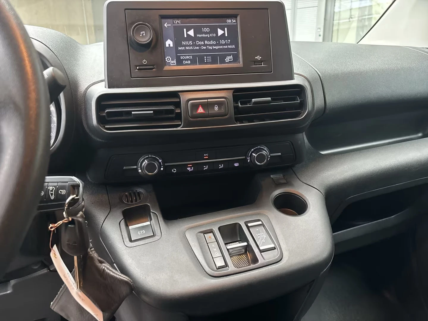 Opel Combo E-CARGO/136HP/CAM/NAVI/CPLAY/LED/412q, снимка 11 - Автомобили и джипове - 54932098