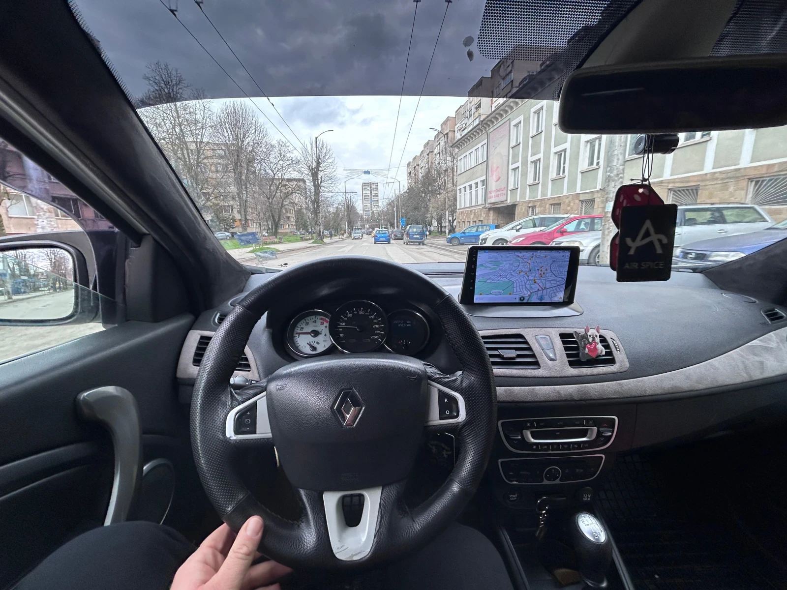 Renault Megane 1.5, снимка 13 - Автомобили и джипове - 54997297