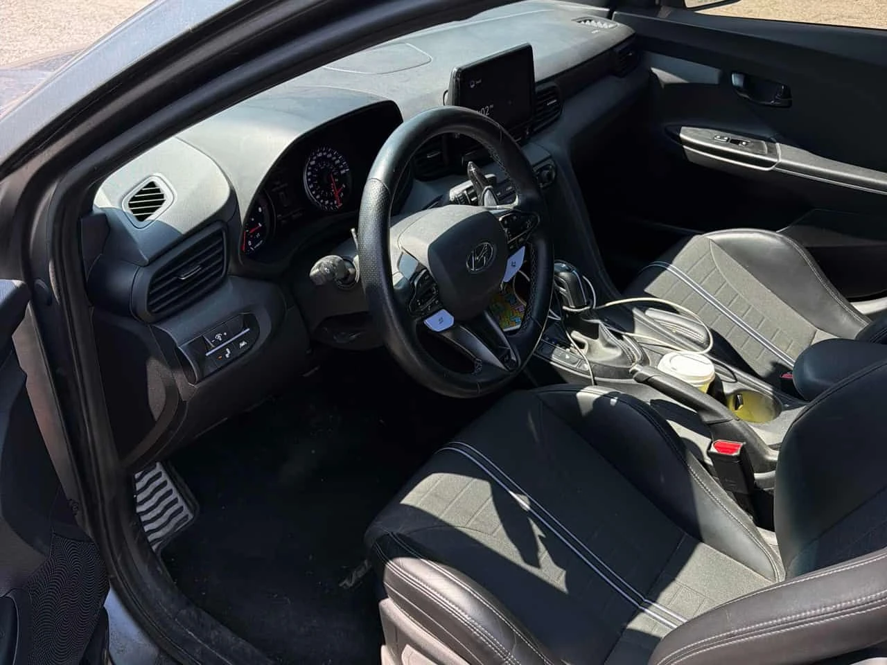Hyundai Veloster  * DCT * CARFAX * ���� �� �� | Mobile.bg � ����������� 6