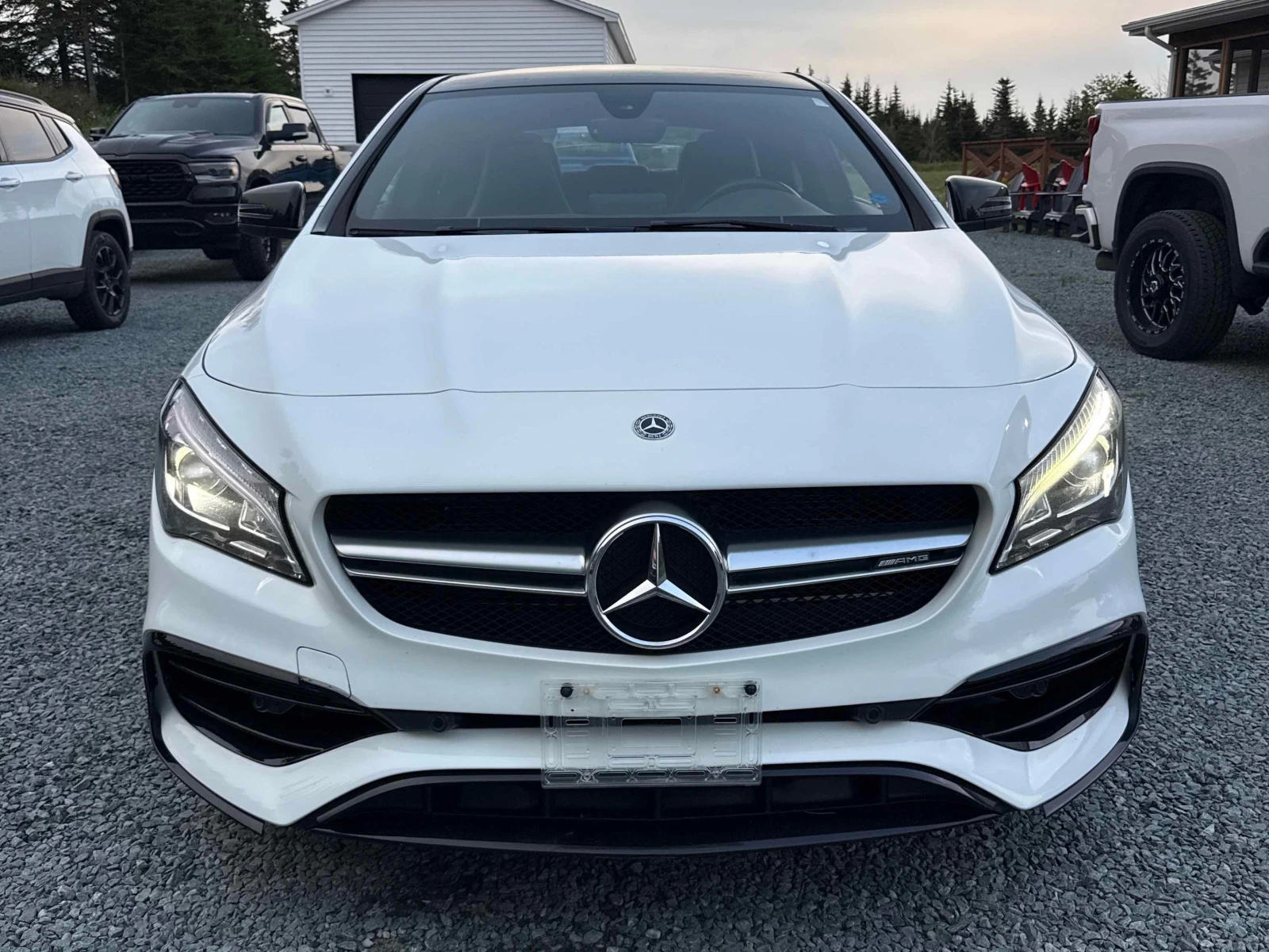 Mercedes-Benz CLA 45 AMG 4MATIC * ВСИЧКИ ЕКСТРИ* , снимка 2 - Автомобили и джипове - 55888030