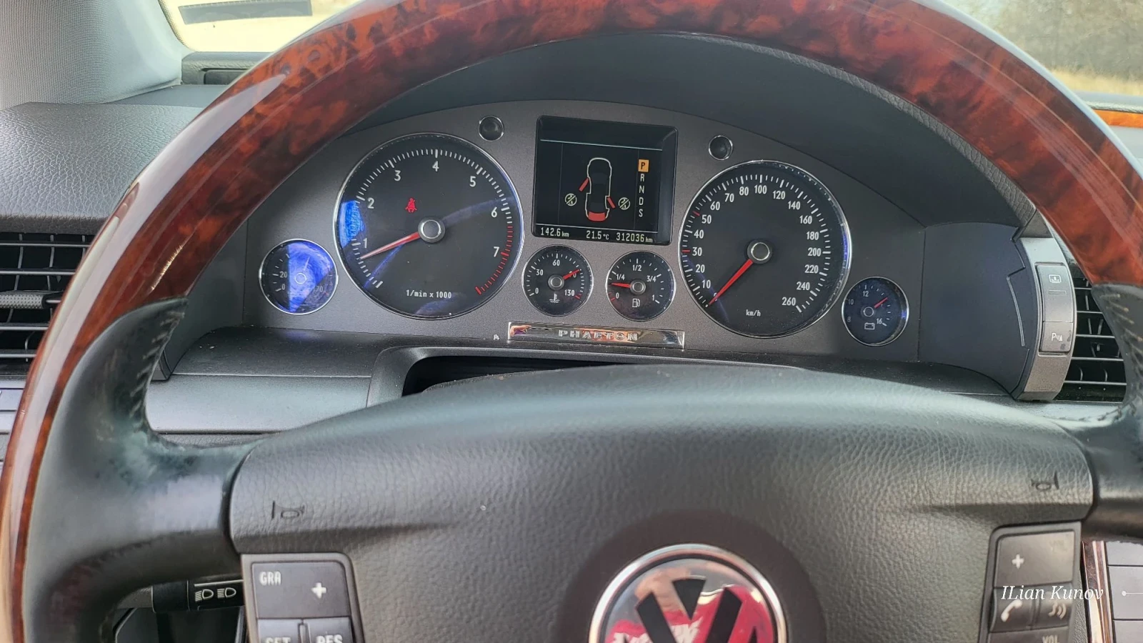 VW Phaeton 3.2, снимка 10 - Автомобили и джипове - 56246668