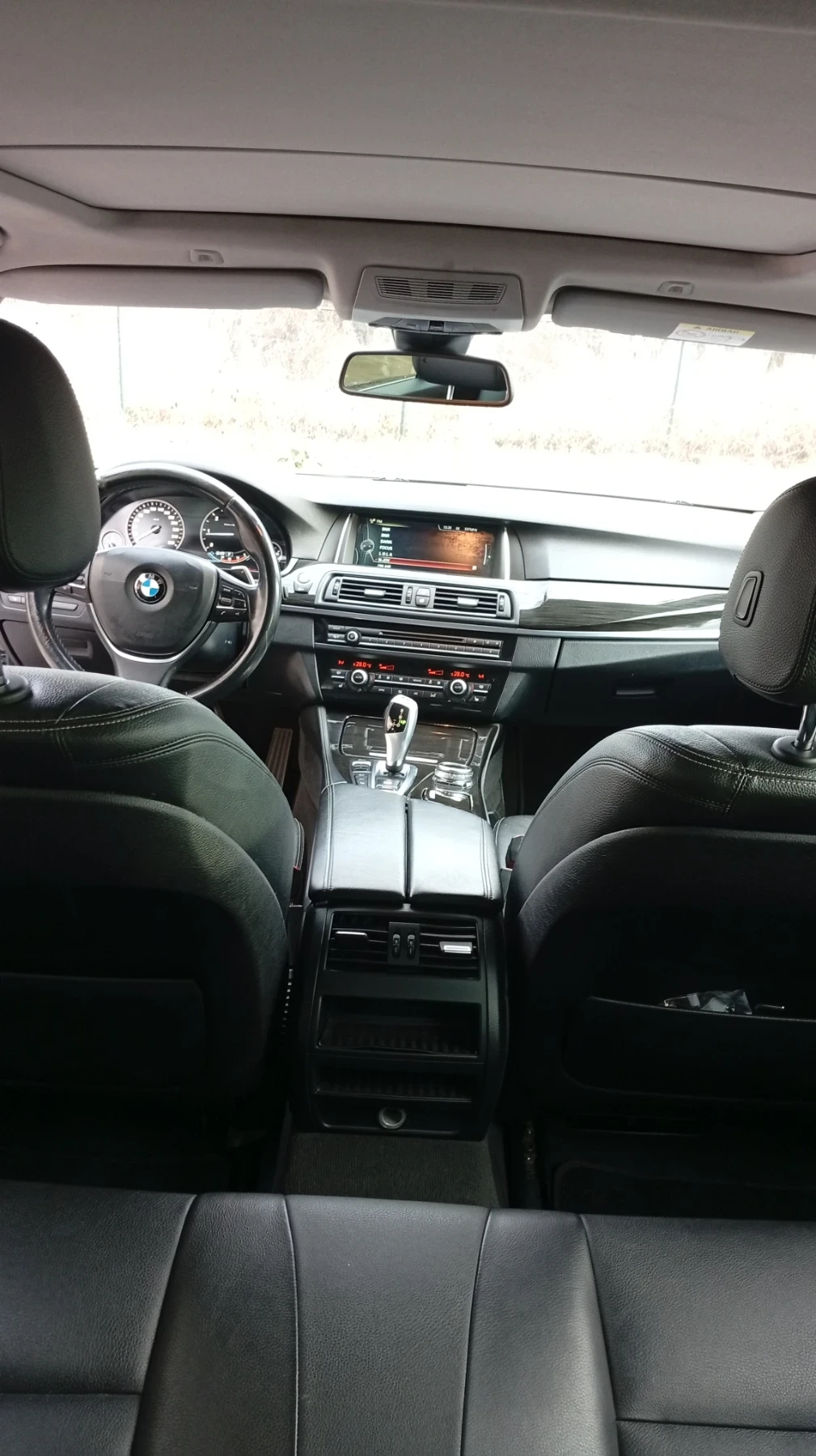 BMW 520 520xdrive facelift, снимка 11 - Автомобили и джипове - 56627352