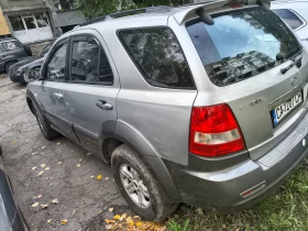 Обява за продажба на Kia Sorento 2.5 crdi ~4 300 лв. - изображение 3 | Auto.bg Обява за продажба на Kia Sorento 2.5 crdi ~4 300 лв. - изображение 3