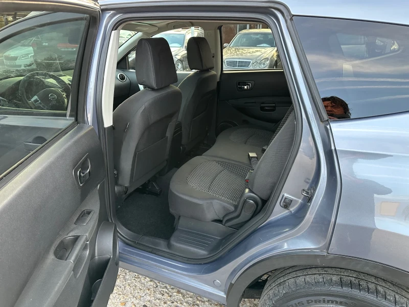 Nissan Qashqai 2.0 DCI/4x4/7места, снимка 10 - Автомобили и джипове - 47911979