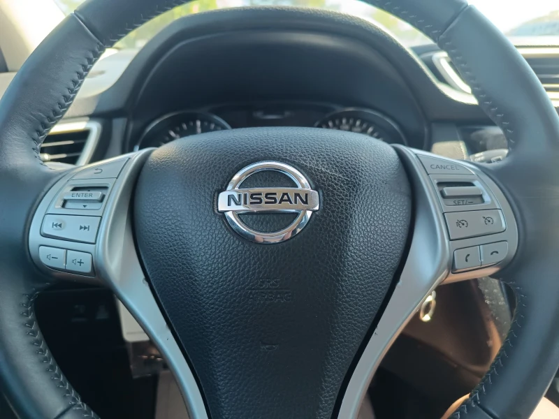 Nissan Qashqai + 2 1.6dCi 4x4 Италия, снимка 12 - Автомобили и джипове - 51613444