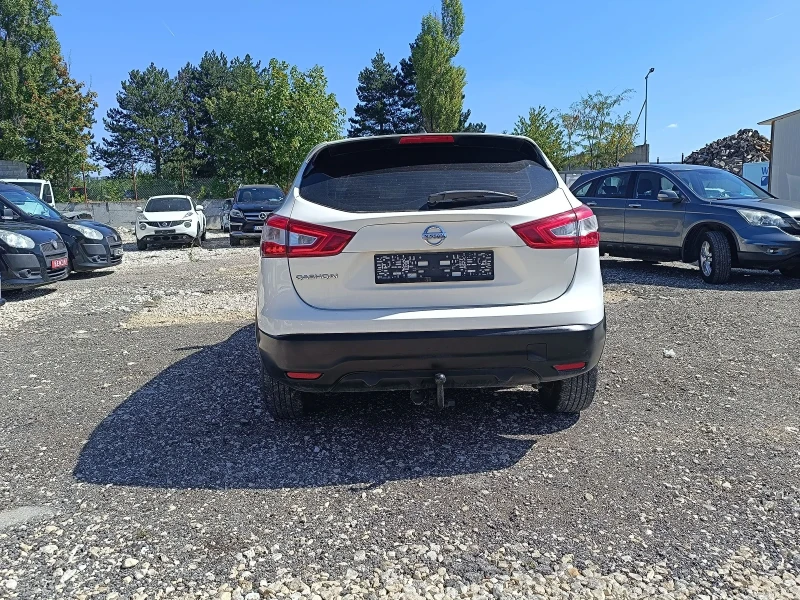 Nissan Qashqai + 2 1.6dCi 4x4 Италия, снимка 5 - Автомобили и джипове - 51613444