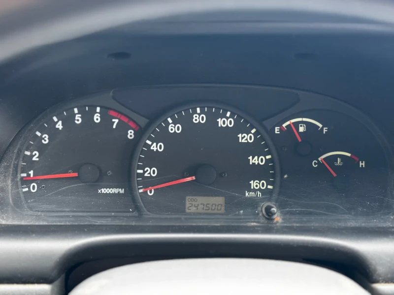 Suzuki Grand vitara 1.6i* 94к.с.* Климатик, снимка 10 - Автомобили и джипове - 52513206