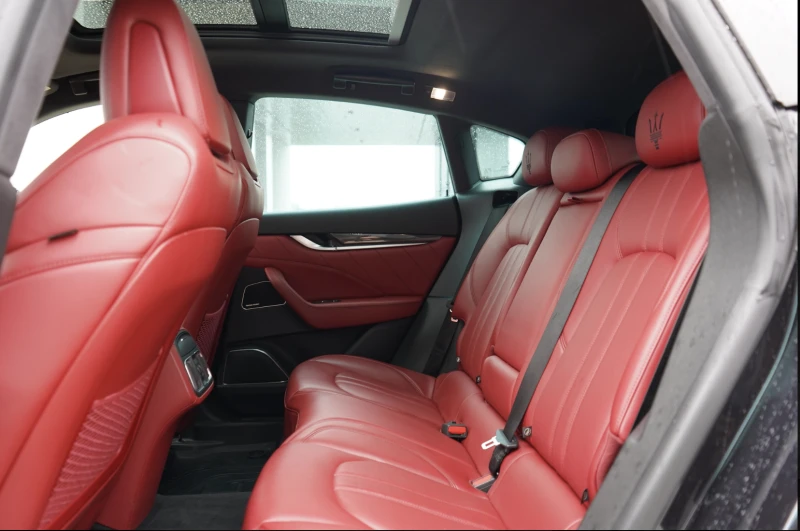 Maserati Levante S* GRANSPORT* HARMON* KARDON* ДИСТРОНИК* МЪРТВА* Т, снимка 16 - Автомобили и джипове - 52671416