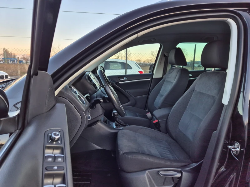 VW Tiguan 2.0TDI* AUTOMAT* 4×4* , снимка 9 - Автомобили и джипове - 53012501