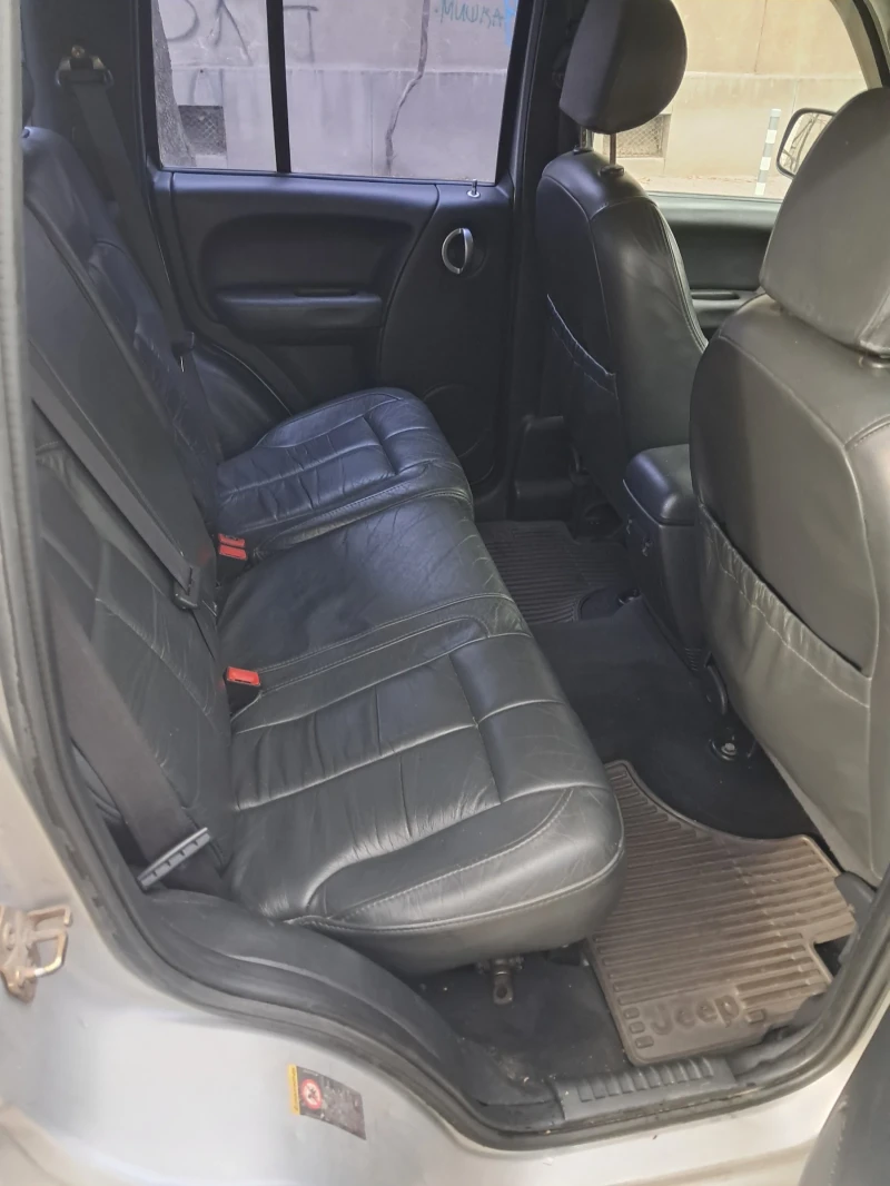 Jeep Cherokee Cherokee/ Liberty , снимка 4 - Автомобили и джипове - 53403197