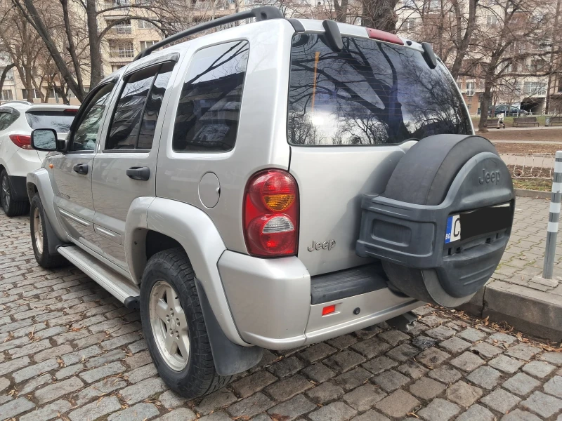 Jeep Cherokee Cherokee/ Liberty , снимка 3 - Автомобили и джипове - 53403197