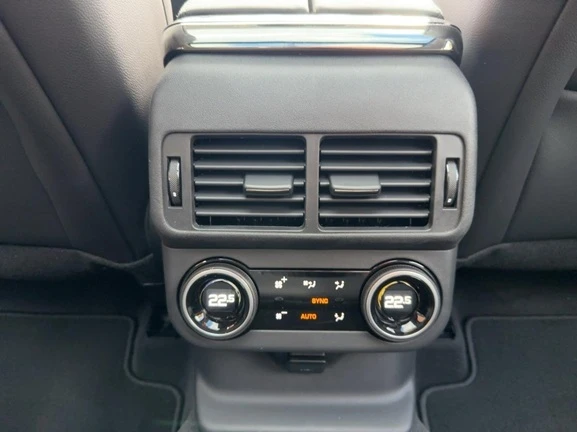 Land Rover Range Rover Velar P250 = Dynamic SE = Гаранция, снимка 11 - Автомобили и джипове - 53497418