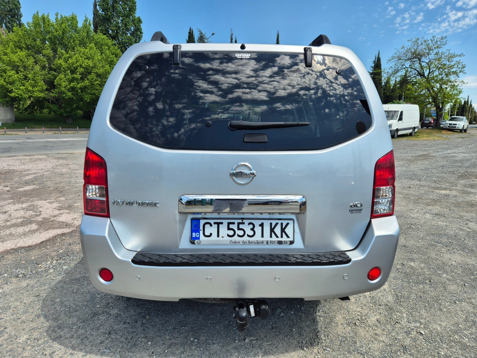 Nissan Pathfinder 2.5DCI 6+ 1 Автомат - изображение 4