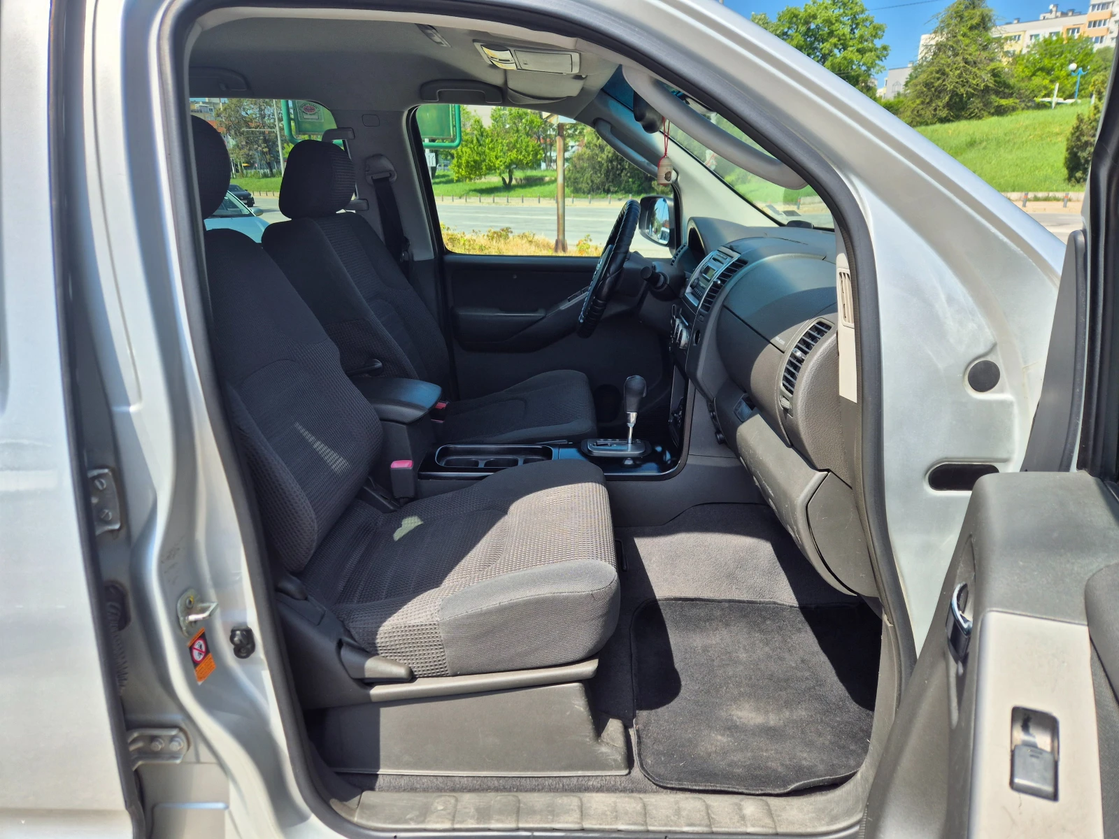 Nissan Pathfinder 2.5DCI 6+ 1 Автомат - изображение 9