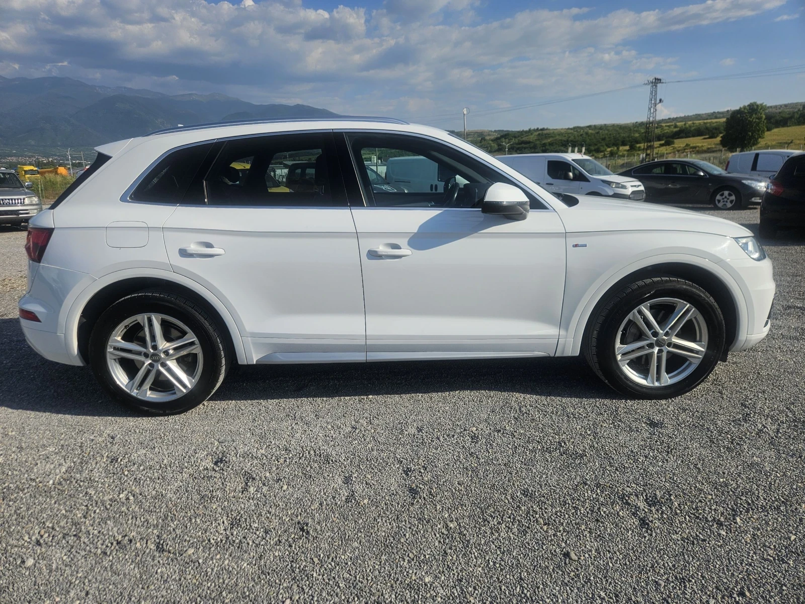 Audi Q5 2.0 TDI S-LINE QUATTRO AUTOMAT  - изображение 4