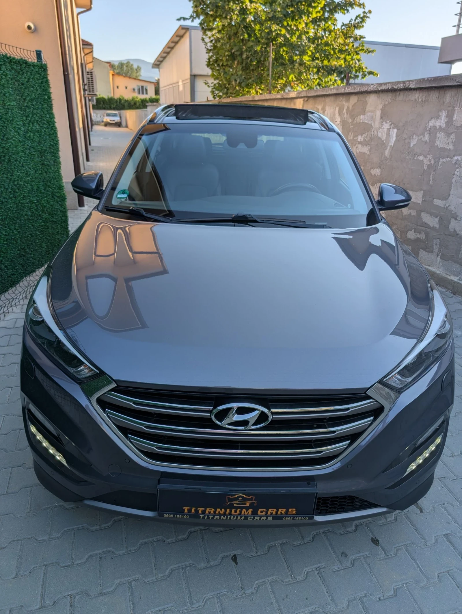 Hyundai Tucson 2.0CRDI* Premium* Подгрев* Обдухване* Панорама - изображение 3