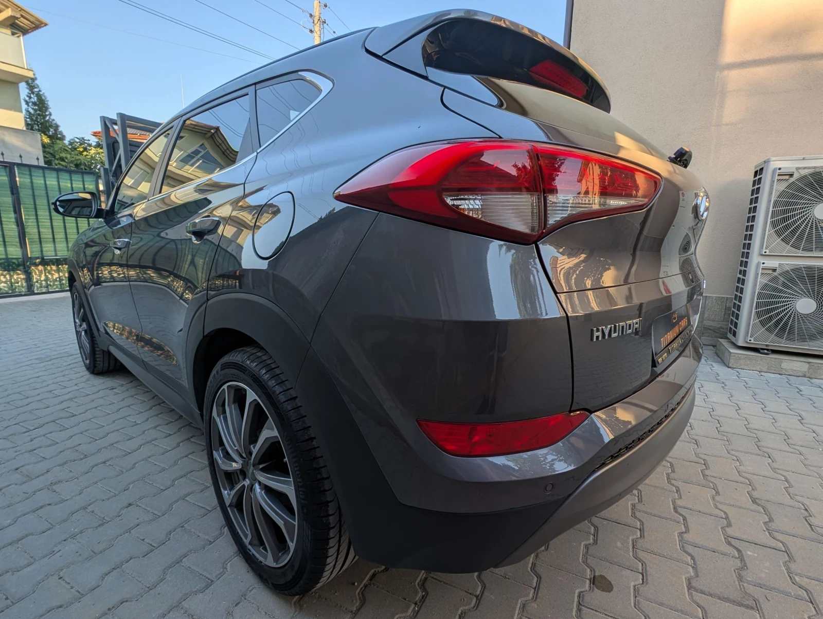 Hyundai Tucson 2.0CRDI* Premium* Подгрев* Обдухване* Панорама - изображение 7