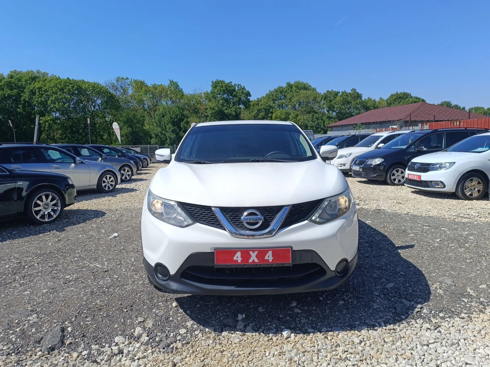 Nissan Qashqai + 2 1.6dCi 4x4 Италия - изображение 2