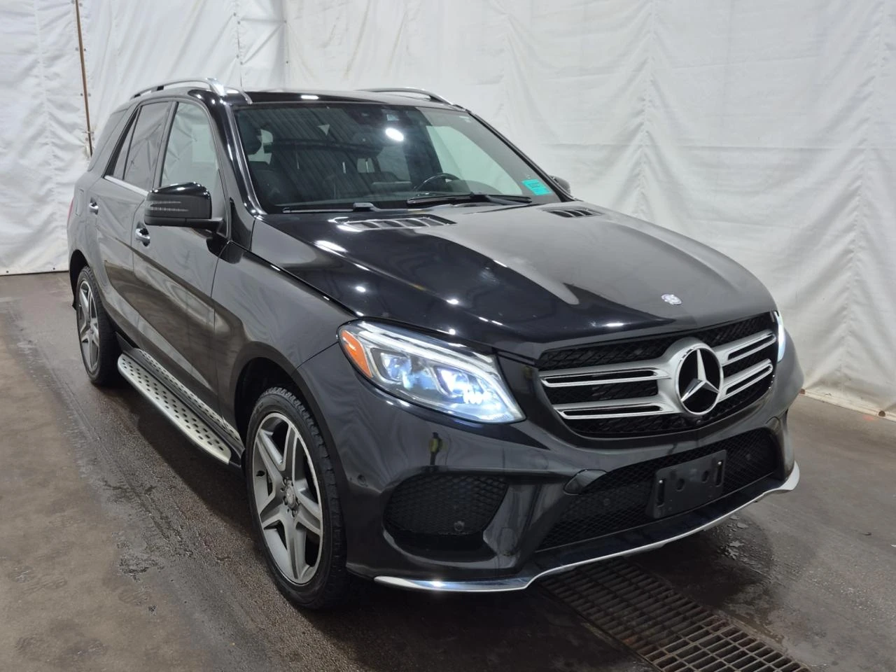 Mercedes-Benz GLE 350 110000KM* Harman&Kardon* Пано* AMG Packet* 360 - изображение 2