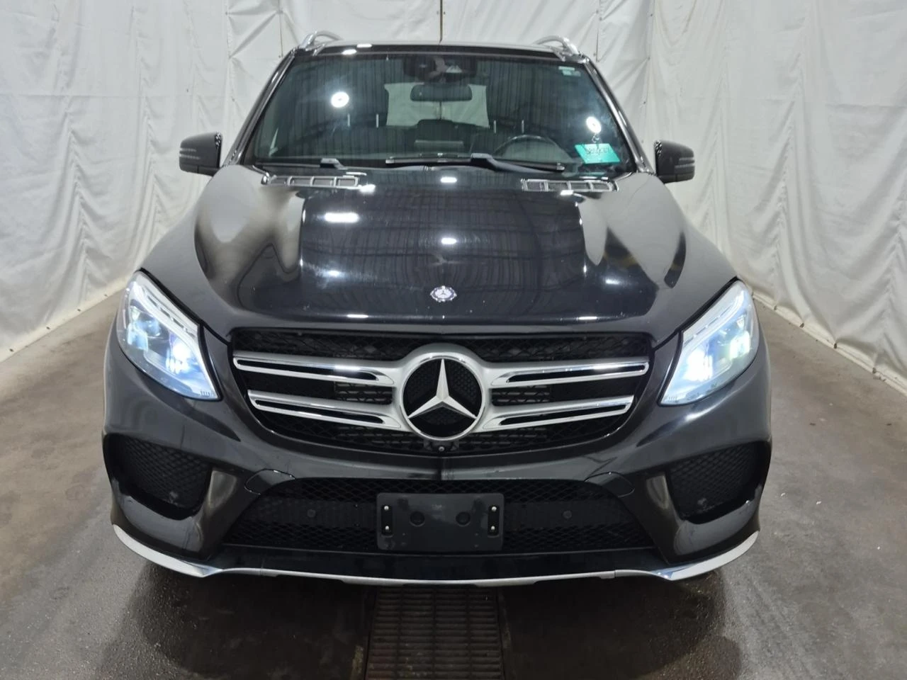 Mercedes-Benz GLE 350 110000KM* Harman&Kardon* Пано* AMG Packet* 360 - изображение 7