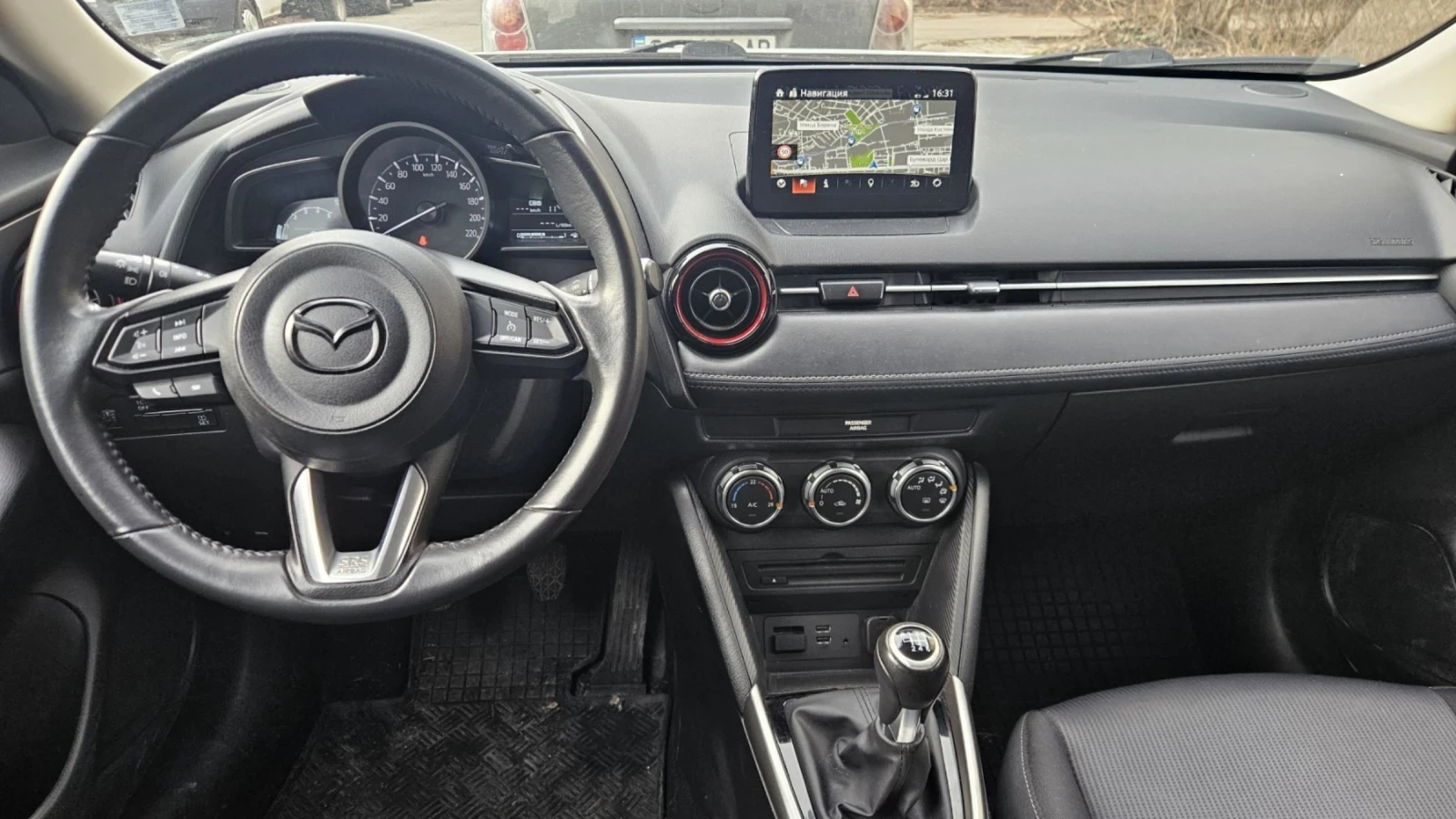 Mazda CX-3, снимка 6 - Автомобили и джипове - 53821045