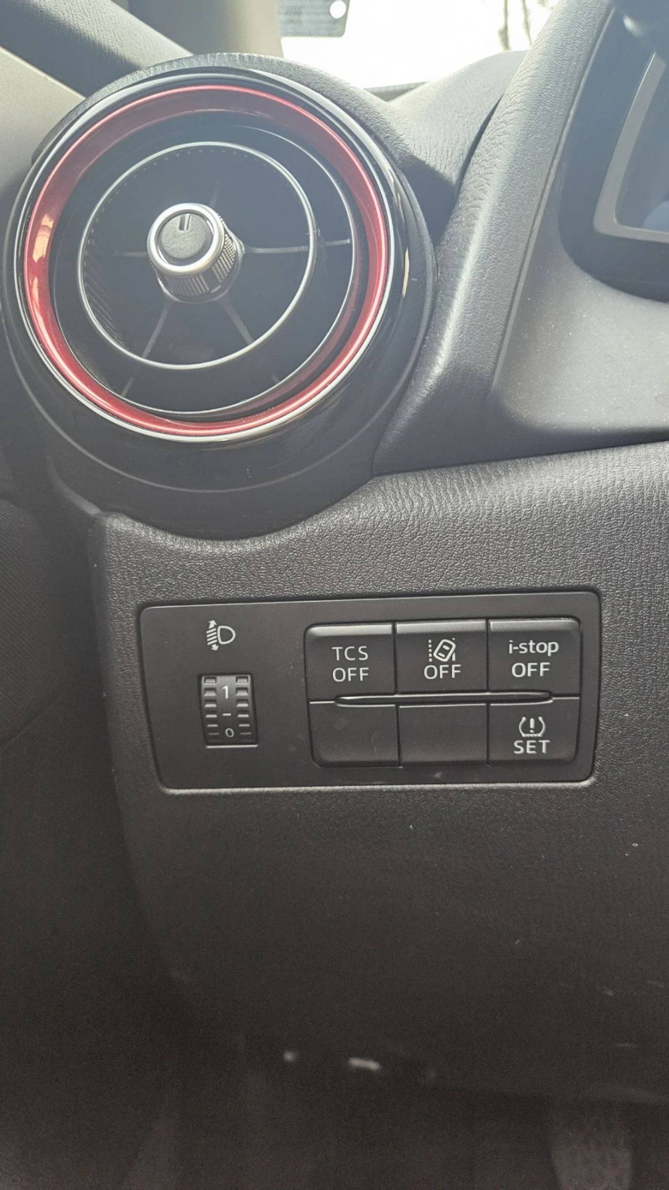 Mazda CX-3, снимка 9 - Автомобили и джипове - 53821045