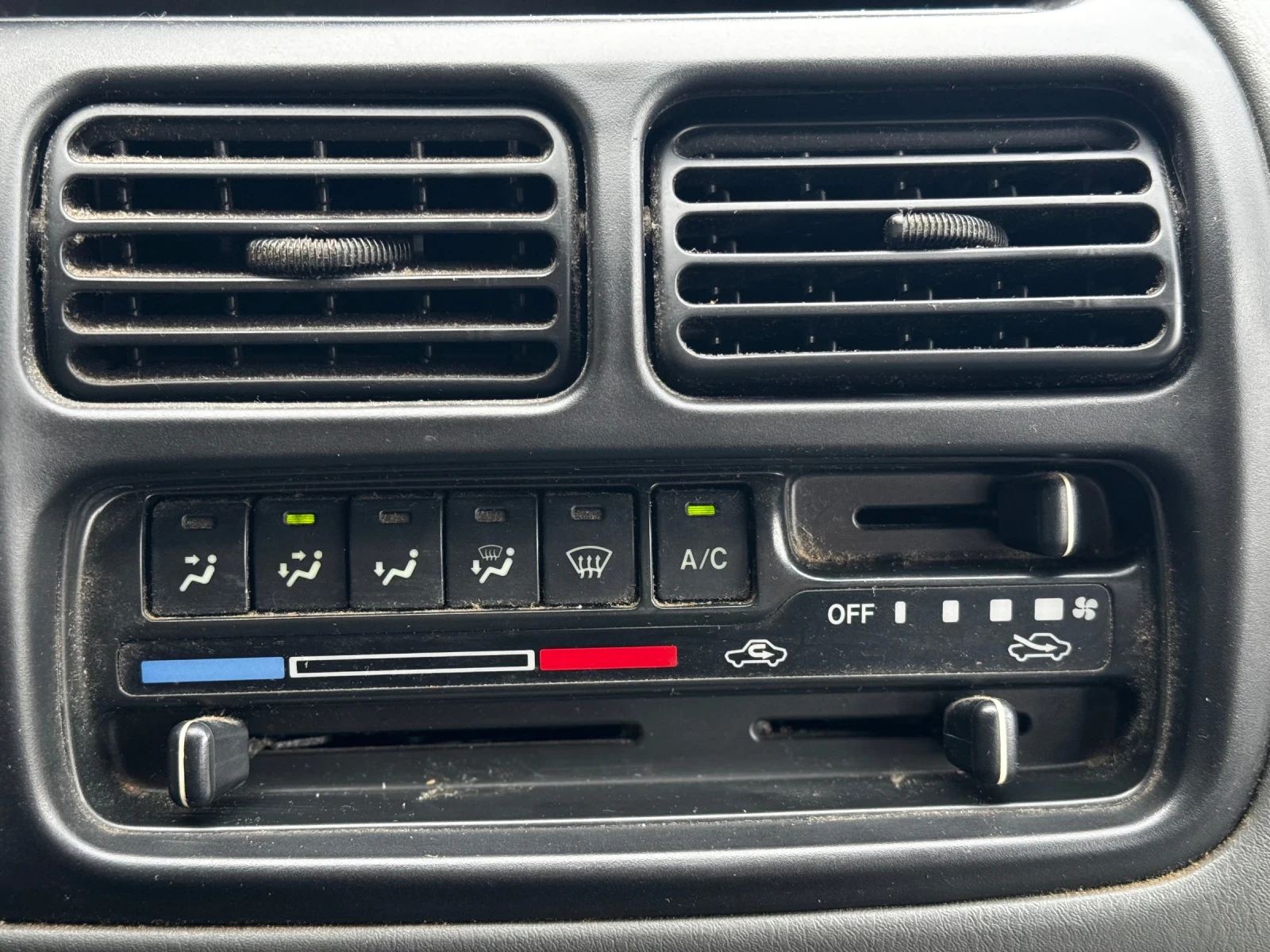 Suzuki Grand vitara 1.6i* 94..*  | Mobile.bg   13