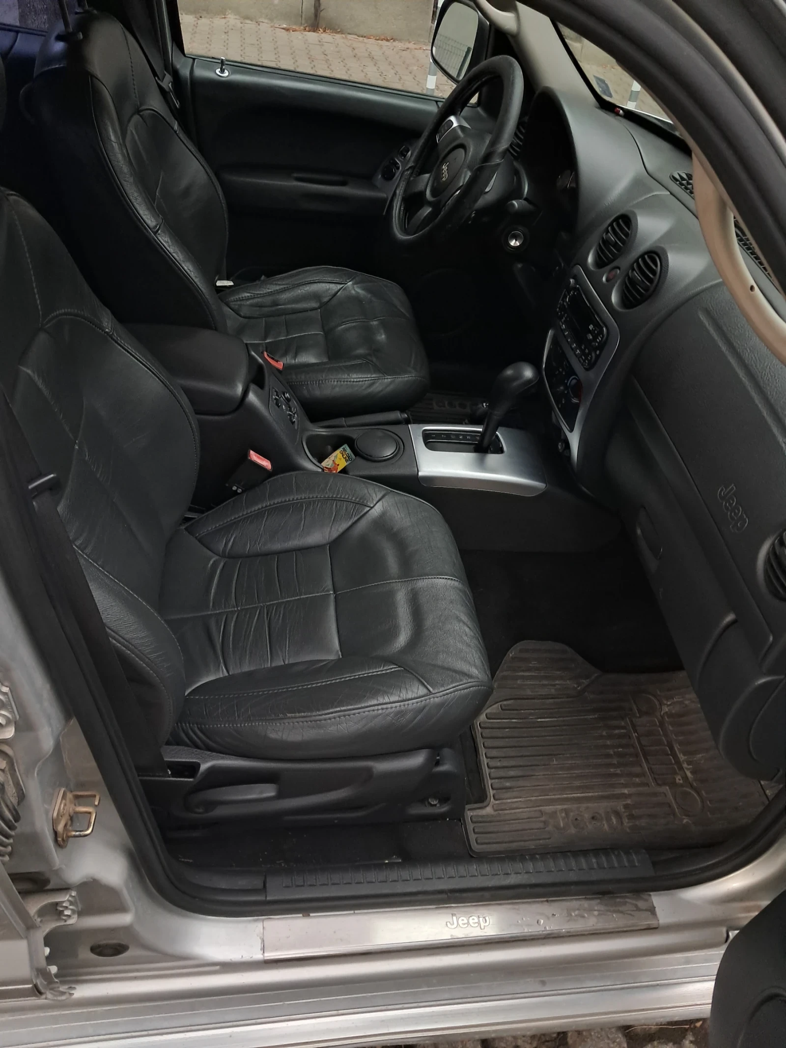 Jeep Cherokee Cherokee/ Liberty  - изображение 6