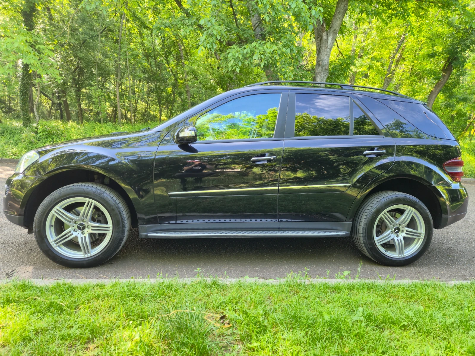 Mercedes-Benz ML 320 AIRMATIC 7G TRONIC, снимка 5 - Автомобили и джипове - 53938116