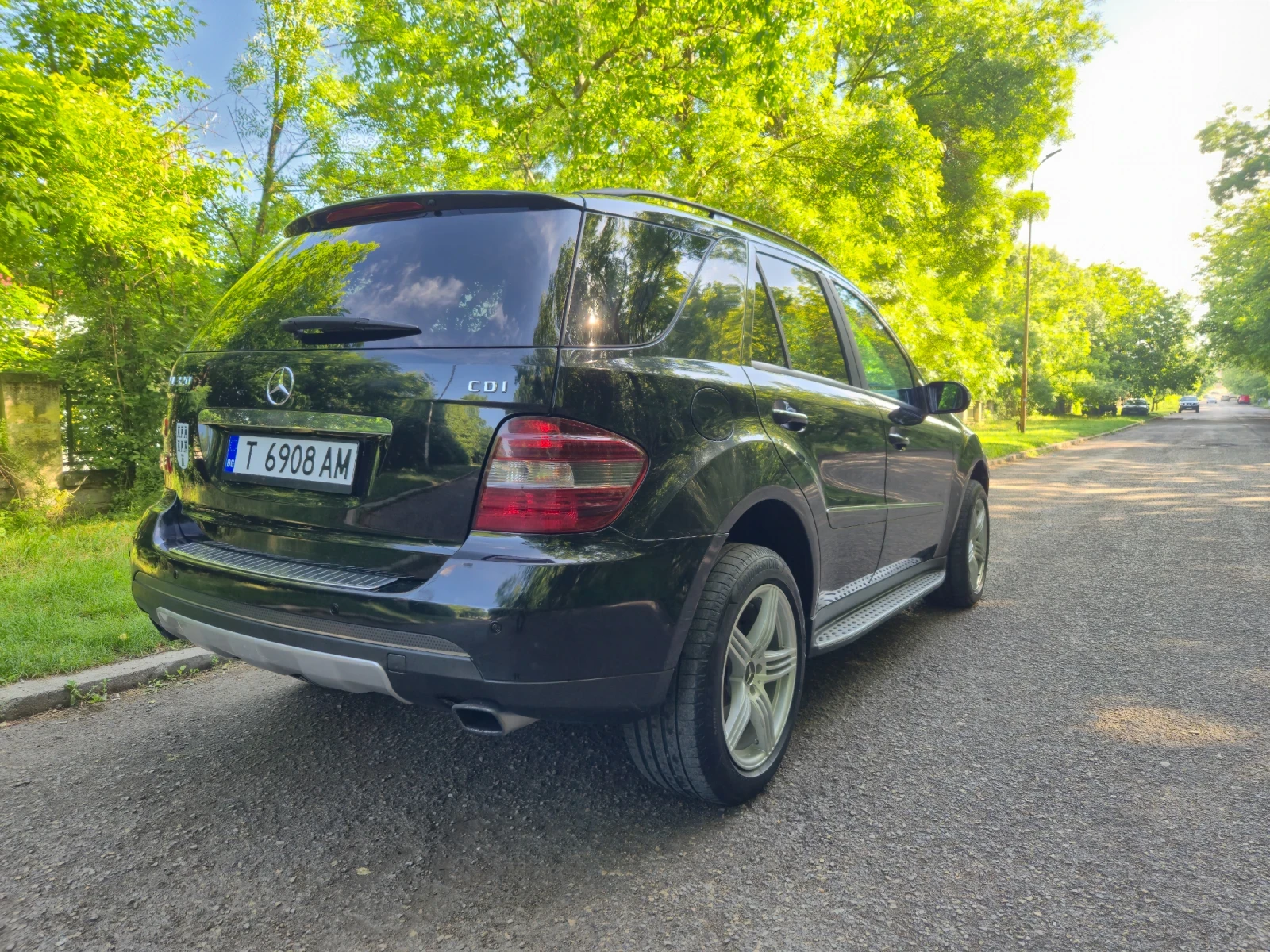 Mercedes-Benz ML 320 AIRMATIC 7G TRONIC, снимка 3 - Автомобили и джипове - 53938116