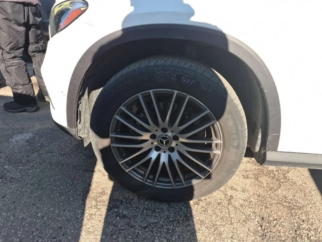 Mercedes-Benz GLC 300 PANORAMA| 360 КАМЕРИ| 2 КЛЮЧА| CARFAX, снимка 5 - Автомобили и джипове - 54005258