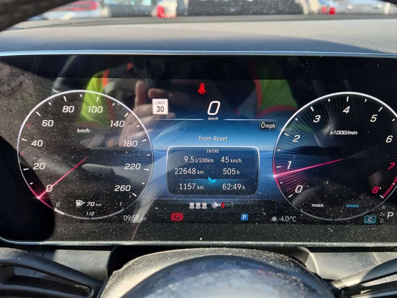 Mercedes-Benz GLC 300 PANORAMA| 360 КАМЕРИ| 2 КЛЮЧА| CARFAX, снимка 8 - Автомобили и джипове - 54005258