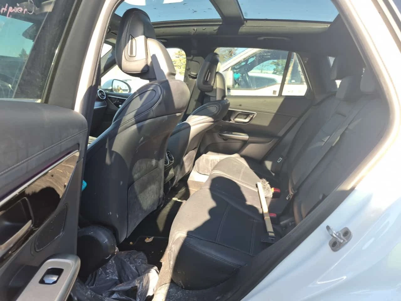 Mercedes-Benz GLC 300 PANORAMA| 360 КАМЕРИ| 2 КЛЮЧА| CARFAX, снимка 11 - Автомобили и джипове - 54005258