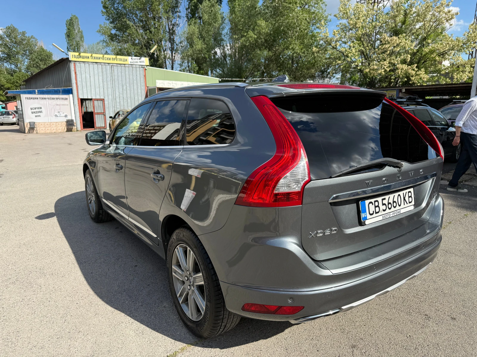 Volvo XC60, снимка 5 - Автомобили и джипове - 54696075