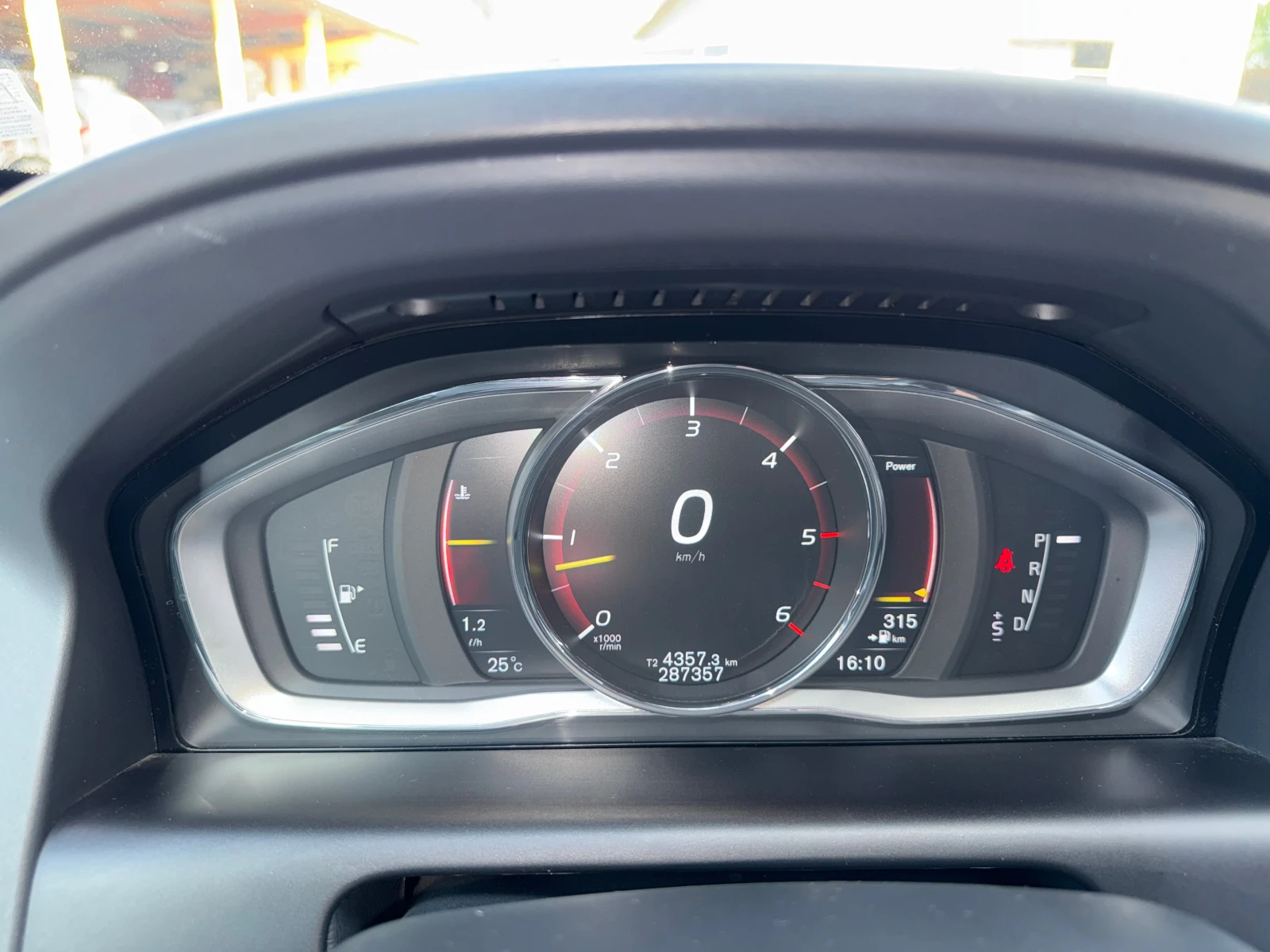 Volvo XC60, снимка 10 - Автомобили и джипове - 54696075